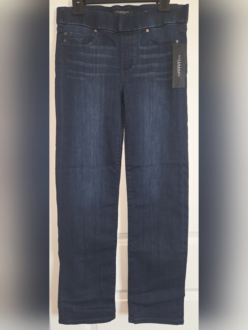 NWT Liverpool Gia Glider Pull On Straight Leg Jeans Dark Wash 10/30